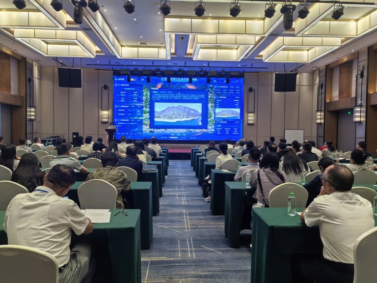 公司為邊疆水利一線職工演示智慧澧水建設(shè)成果